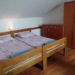 Nikolina Apartament *