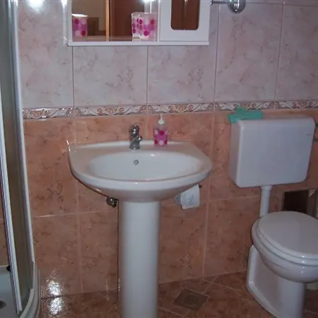 Nikolina Apartament