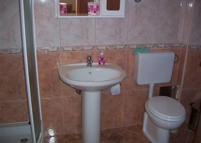 Nikolina Apartment